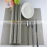 High quality 45*30cm PVC silver woven mesh placemat 8*8 gold color placemat table mat runner dining mat