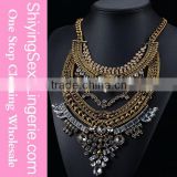 New Design Crystal Accent Gorgeous fashion diamond necklace