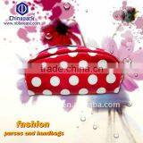 Fashion Purses and Handbags thumbnail-1