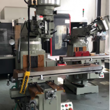 Vertical Milling Machine/Universal Vertical Turret Milling Machine thumbnail-3