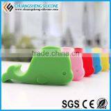 Colored Whale Shape Mobile Phone Holder thumbnail-3