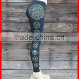 OEM Flower Ditigal Printing Black Fitness Wear Funny Yoga Pants thumbnail-3