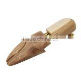 Hot Selling in European and American Aromatic Red Cedar Wood Type Shoe Stretcher With Good Scent thumbnail-3