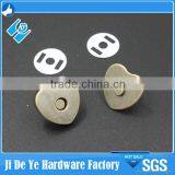 OEM Heart Shape Magnetic Button/snap/snap Button/snap Fastener for Handbags thumbnail-3