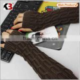 2016 New fashion comfortable women ladies knitted gloves long cable knit gloves fashion long hand mittens