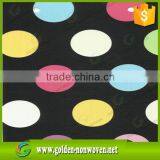 Printed Colorful Nonwoven Fabric in Roll /waterproof Printed pp Spunbond Nonwoven Fabric for Home Textile thumbnail-2