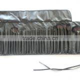 Professional 32 Piece Stock Make up Brush Set With Black Pouch