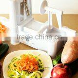 Greenwell 1 Tri Blade Vegetable Slicer - Spiral Cutter - Spiralizer for Vegetables, Fruit and Raw Food Cuisine thumbnail-5