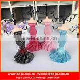 Fishtail Skirt Beauty Metal Jewelry Racks Display thumbnail-1