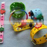 Fashionable silicone bracelets