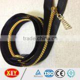 High Quality Custom Puller Gold Teeth Plastic Zipper , Jacket Zipper thumbnail-1