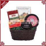 Wholesale Seagrass Woven Food Packing Chocolate Basket Decoration thumbnail-3