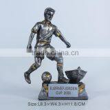 Decorate Trophy Resin Football Player Figurine thumbnail-2