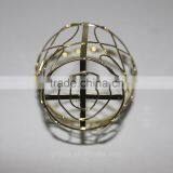 Small Metal Wire Storage Basket With Handle thumbnail-3