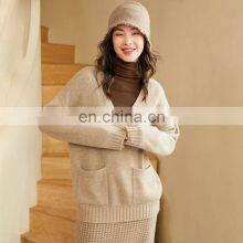 Уникальная женская шерстяная свитерка из cashmere с V-образным вырезом и карманами thumbnail-2