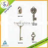 Wholesale Key Shape Jewelry Making Metal Figure Pendant Charms