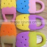 Manufacturer OEM Cute Banana Silicone Baby Toy Baby Teether thumbnail-4