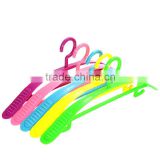 New design and colorful plastic hangers