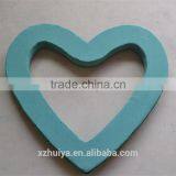 Cheap Chrysal Oasis Round Floral Foam Empty Heart Shape thumbnail-6
