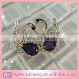 New Arrival Cheap Fashion Beautiful Gold Alloy Shiny Big Acrylic Clear Rhinestone Crystal Swan Brooch for Women & Invitation Quality Choice thumbnail-1