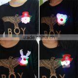 2016 New Product Cheap Flashing Christmas Brooch Pin Badge Xmas Day Jewellery Present Gift thumbnail-3