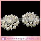 Round Royal Pearl Brooch Wholesale Wedding Decoration for Wedding Invitations thumbnail-2