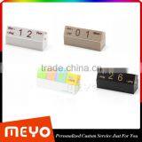 2016 Fancy Cheap Promotional Plastic Desk Calendar 2016