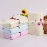 100% Cotton Yarn Flower Personal Design Luxury Embroidered Face Towels thumbnail-4