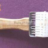 Manufacturer Direct Supply Beehive Tool Rolling Honey Fork