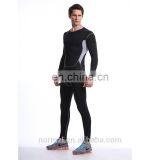 Moisture-wicking Man Sports Compression Wear thumbnail-2
