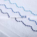 Hotel Bath Towel 100% Cotton White 500g 70cm x 140cm thumbnail-3