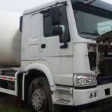 Right hand driving10 Cubic metre Sinotruk HOWO cement  mix truk for sale