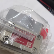 MOOG Servo Valve, Model G761-3034B, Suitable for Various Control Systems thumbnail-2