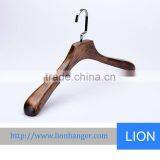 Lioncity W1002 Clothes Wooden Hanger thumbnail-1