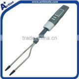 BBQ Roosting Fork Thermometer With Digit Display thumbnail-1