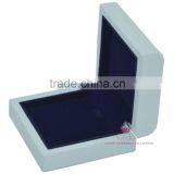 Luxury White Earring Gift Box thumbnail-5