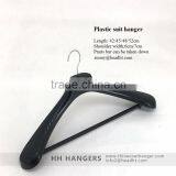 High Quality Black Plastic Suit Hanger With Pant Bar thumbnail-2