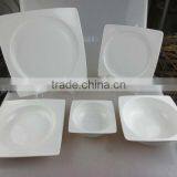 30 Pcs Porcelain Dinnerware Set thumbnail-1