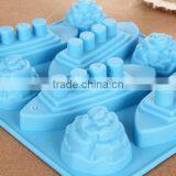 Funny LFGB Grade Titanic Ship Shaped Silicon Ice Tray thumbnail-1