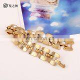 P-9092 Gold Performance Women Belly Dance Bangle thumbnail-4