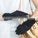 Lady Stylish Flannel Gloves With Ruffle on Wristband thumbnail-2