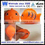 Floating vinyl toy fish squirt animal for baby