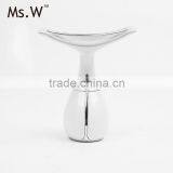 Heat and Vibration Electric Neck Massager for Wrinkle Removal thumbnail-4