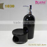 Santa Claus Shampoo Bottle Design With Pump Cap thumbnail-2