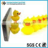 Wholesales Lovely Duck Shape Slicone Phone Holder thumbnail-6