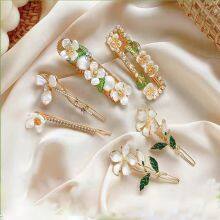 Flower and Pearl Hairpin thumbnail-2