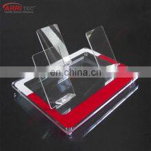 Настольный стенд для демонстрации мобильных телефонов в магазине на 3 телефона из прозрачного акрила