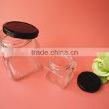 Buttom Price Smooth Square Chili Sauce Glass Jar With Black Lid thumbnail-4