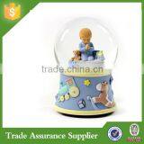 Latest Design Customized Resin Dolphin Snow Globe thumbnail-1