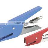 Stapler With 6/4 Staples thumbnail-1